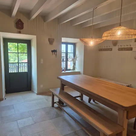 Vakantiehuis Magnifique Maison De Famille Renovee